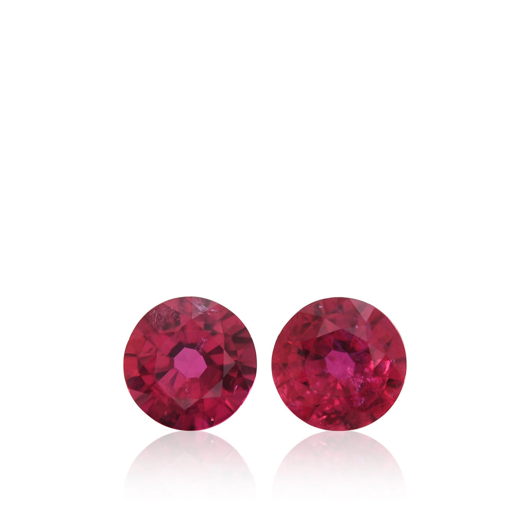 0.95 Carat Red MOZAMBIQUE Round Ruby