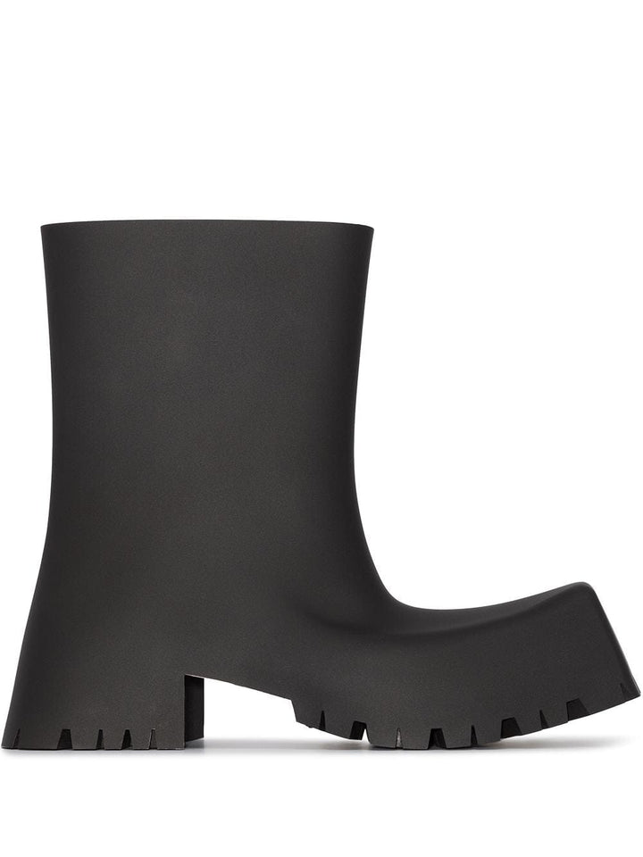 Boots 39 Balenciaga Boots Black Brand