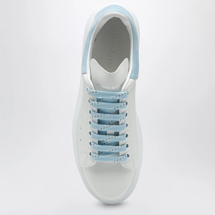 Alexander McQueen - Oversize sneakers in white/powder blue