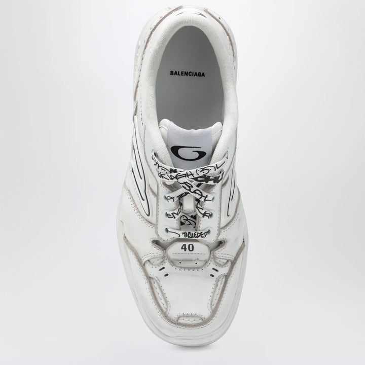 Balenciaga - Hamptons Worn-Out Mid white Sneakers