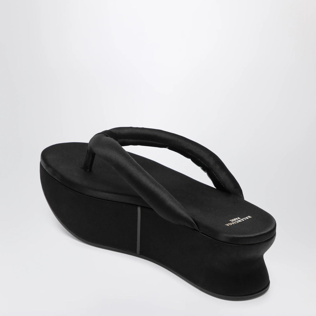 Balenciaga - Gaeta thong sandals in satin, black
