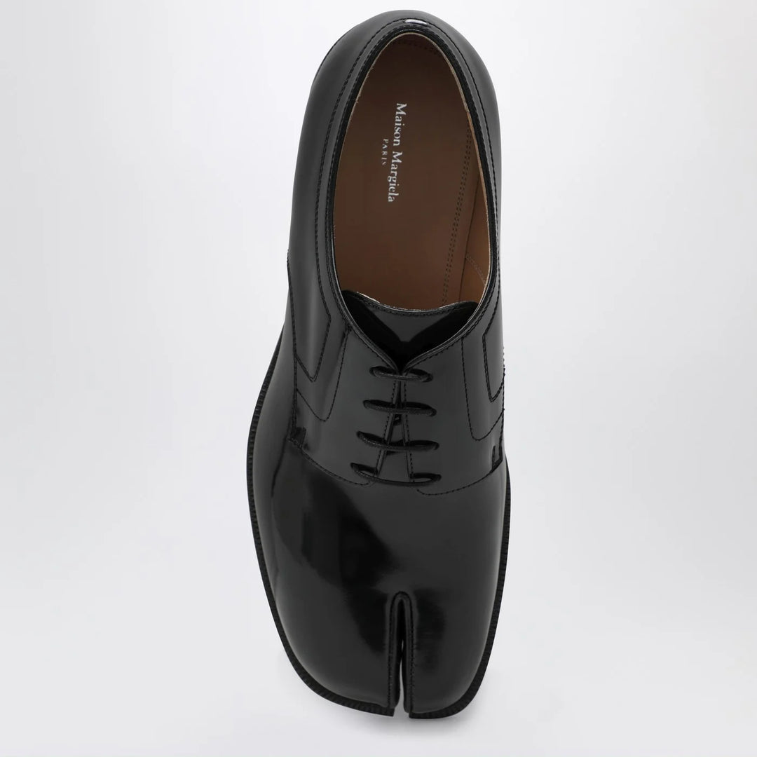 Maison Margiela - Black Tabi lace-up shoe in polished calfskin