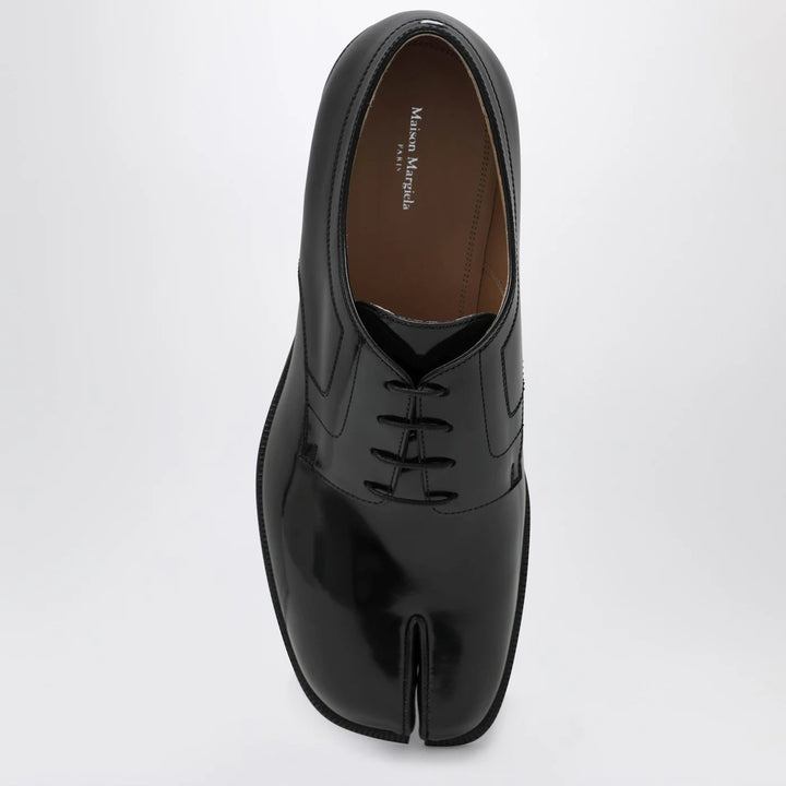 Maison Margiela - Black Tabi lace-up shoe in polished calfskin