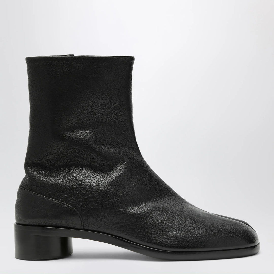 Maison Margiela - Tabi leather ankle boots in black Brand 41 IT
