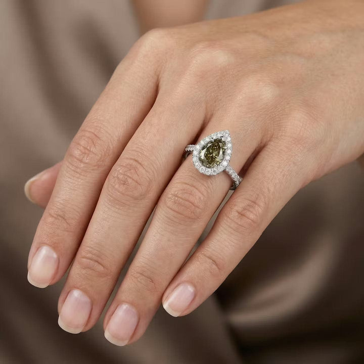 LEIBISH 1.25ct Chameleon Pear Diamond Halo Engagement Ring Brand Ring