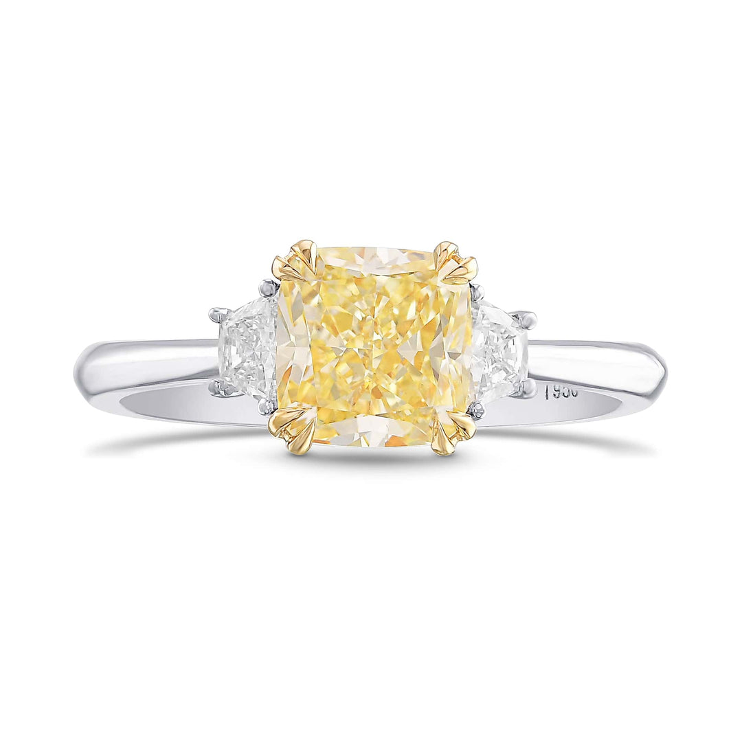 LEIBISH 1.50ct Fancy Yellow Cushion Three-Stone Diamond Ring Brand Ring