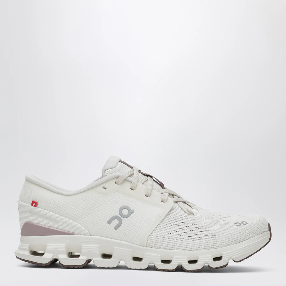 On - Cloud X 4 Ivory/Heron Sneakers Brand Shoes 6,5 US