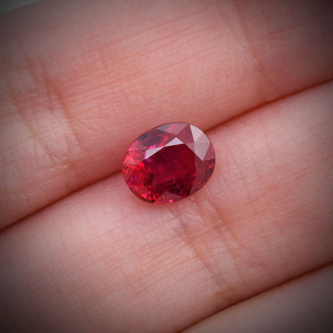 2.35 Carat Red MOZAMBIQUE Oval Ruby GRS