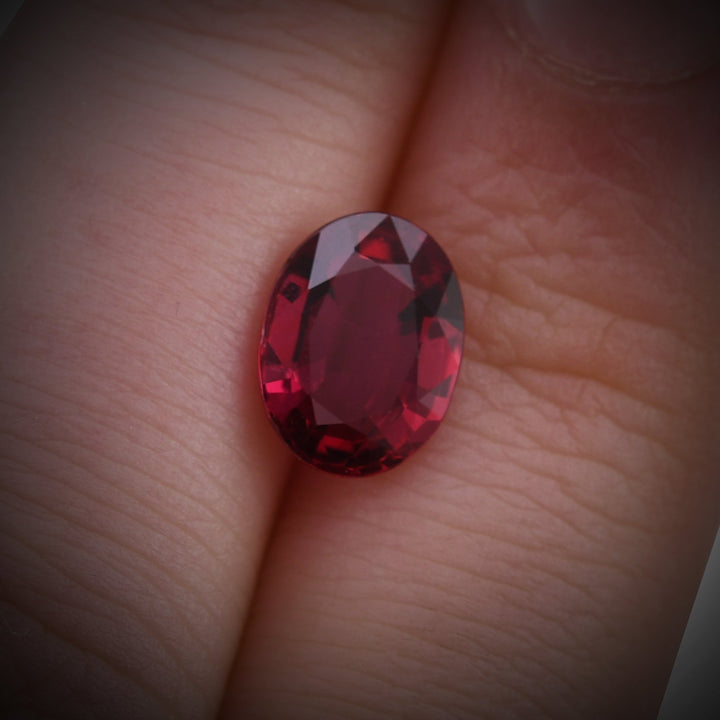2.02 Carat Red MOZAMBIQUE Oval Ruby CD